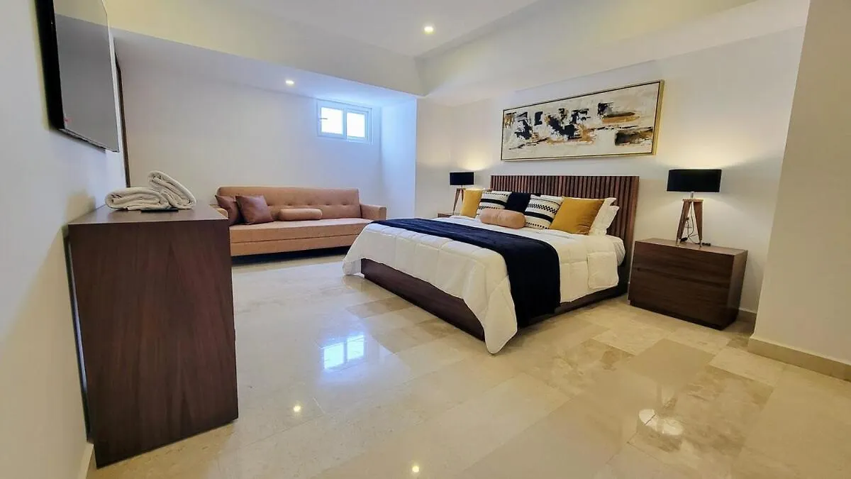Beachfront Extra-Large 1-Bedroom Free Breakfast Puerto Vallarta Meksika